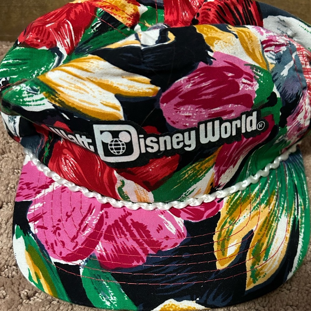 Vintage Walt Disney World Snapback Hat